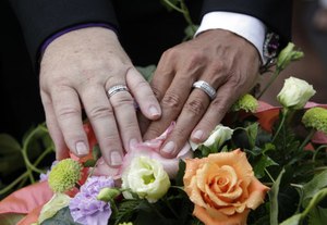 One in five Britons opposes gay marriage